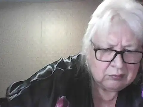 Snapshot of Alexia64231 chatting on 04.17.26 Alexia64231 online show from 04.17.26
