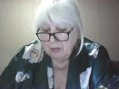 Snapshot of Alexia64231 chatting on 04.21.26 Alexia64231 online show from 04.21.26
