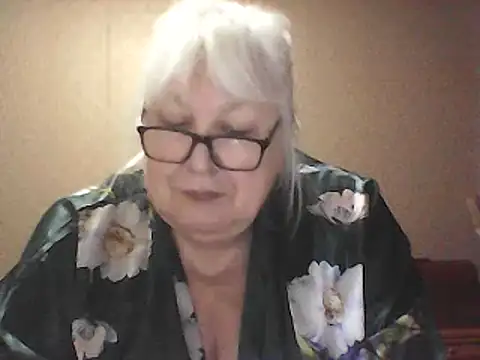 Snapshot of Alexia64231 chatting on 04.22.26 Alexia64231 online show from 04.22.26