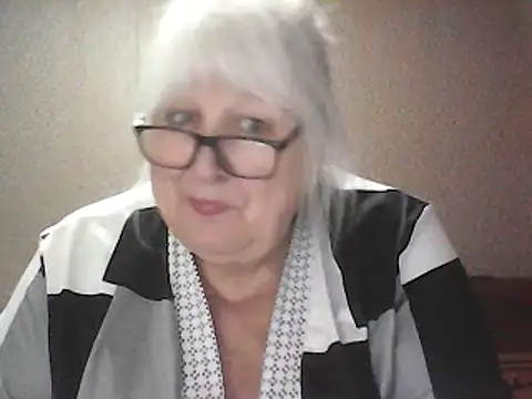 Snapshot of Alexia64231 chatting on 04.24.26 Alexia64231 online show from 04.24.26