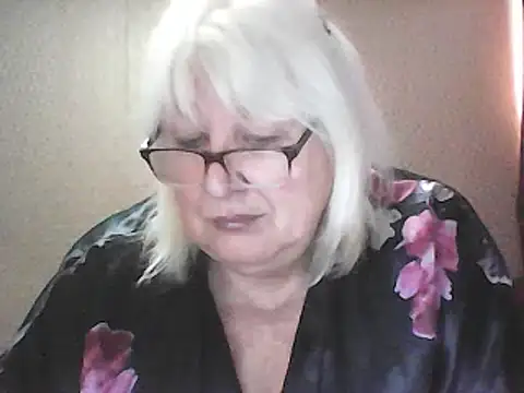Snapshot of Alexia64231 chatting on 05.03.26 Alexia64231 online show from 05.03.26