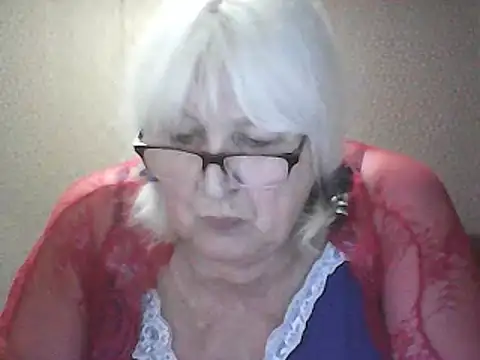 Snapshot of Alexia64231 chatting on 05.10.26 Alexia64231 online show from 05.10.26