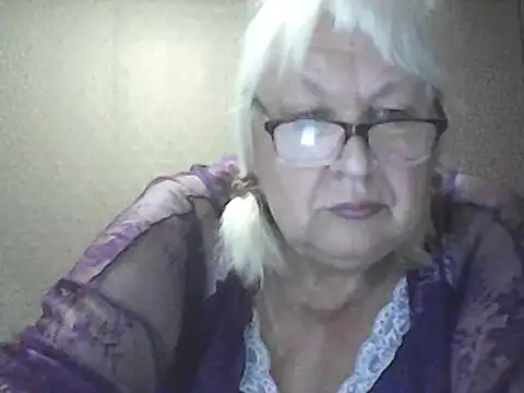 Snapshot of Alexia64231 chatting on 05.26.26 Alexia64231 online show from 05.26.26