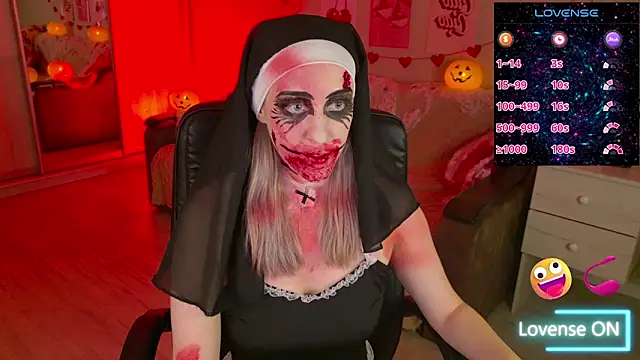 Snapshot of Free_Harmony chatting on 10.31.25 Free Harmony online show from 10.31.25