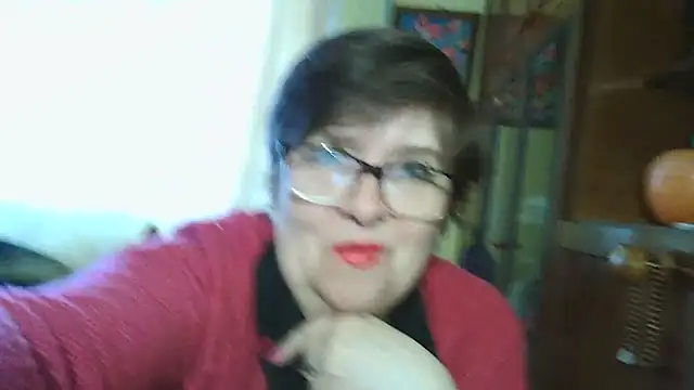 Snapshot of VeronicaGold511 chatting on 04.24.26 VeronicaGold511 online show from 04.24.26