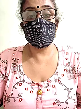 Snapshot of sweet-lotus chatting on 09.25.25 sweet-lotus online show from 09.25.25