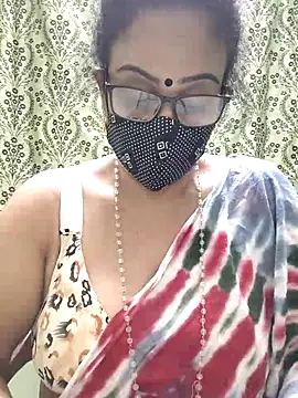 Snapshot of sweet-lotus chatting on 09.27.25 sweet-lotus online show from 09.27.25