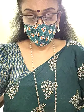 Snapshot of sweet-lotus chatting on 10.10.25 sweet-lotus online show from 10.10.25