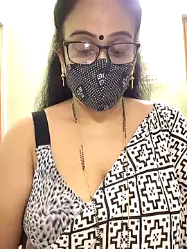 Snapshot of sweet-lotus chatting on 12.22.25 sweet-lotus online show from 12.22.25