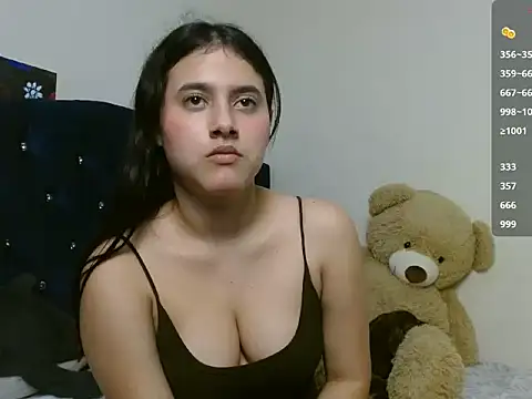 Snapshot of vikysexy283 chatting on 11.07.25 vikysexy283 online show from 11.07.25