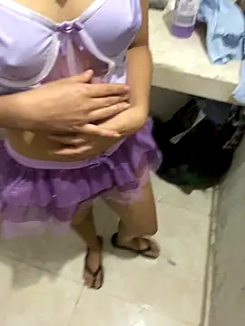 pareja-dispuesta online show from 10.06.25