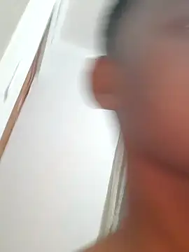 Snapshot of gemini_loops chatting on 09.12.25 gemini loops online show from 09.12.25