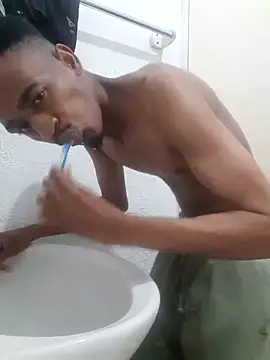 Snapshot of gemini_loops chatting on 09.30.25 gemini loops online show from 09.30.25