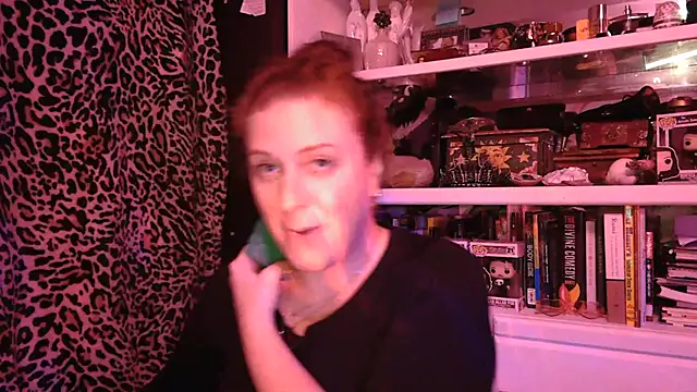 Snapshot of RasheleErotica chatting on 12.05.25 RasheleErotica online show from 12.05.25