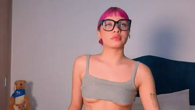 angelinhaaa online show from 12.22.25