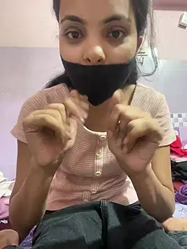 Snapshot of Sandhya_77 chatting on 03.30.26 Sandhya 77 online show from 03.30.26