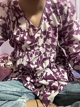 Snapshot of Sandhya_77 chatting on 04.16.26 Sandhya 77 online show from 04.16.26