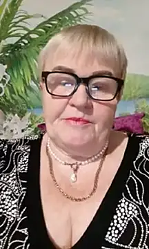 Snapshot of VioletSweet5566 chatting on 10.04.25 VioletSweet5566 online show from 10.04.25