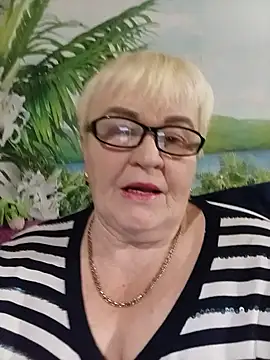 VioletSweet5566 online show from 12.05.25