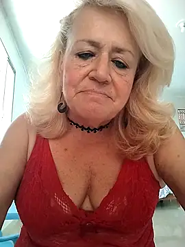 Snapshot of Belladama61 chatting on 02.24.26 Belladama61 online show from 02.24.26