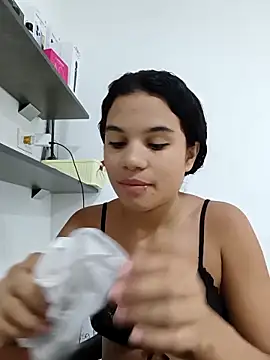 Snapshot of Little-Pussy-Sweet chatting on 09.11.25 Little-Pussy-Sweet online show from 09.11.25