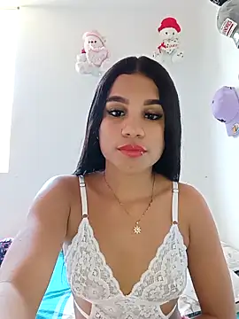 Snapshot of Little-Pussy-Sweet chatting on 09.24.25 Little-Pussy-Sweet online show from 09.24.25