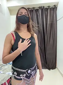 HORNYDIVYABABY online show from 04.22.26