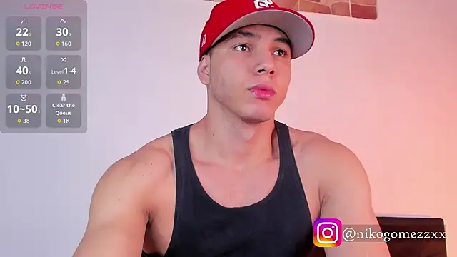 Snapshot of max_valiant1 chatting on 09.27.25 max valiant1 online show from 09.27.25