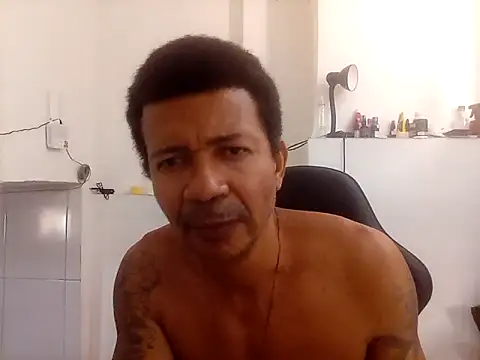 moreno25centimetro online show from 09.17.25