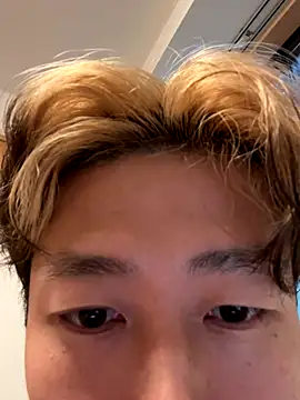 Snapshot of juri20cm chatting on 12.03.25 juri20cm online show from 12.03.25