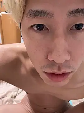 Snapshot of juri20cm chatting on 03.28.26 juri20cm online show from 03.28.26