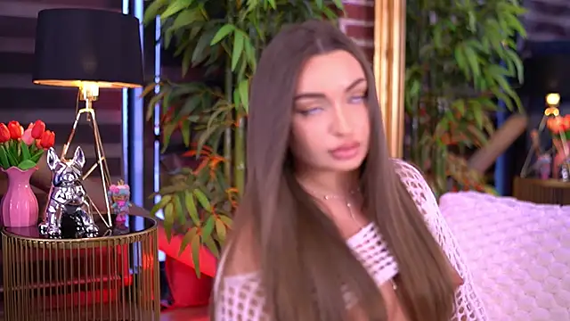 Snapshot of MillaSerene chatting on 02.16.26 MillaSerene online show from 02.16.26