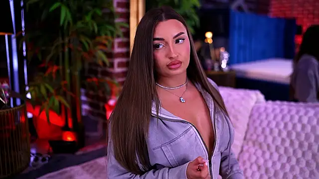 Snapshot of MillaSerene chatting on 02.28.26 MillaSerene online show from 02.28.26