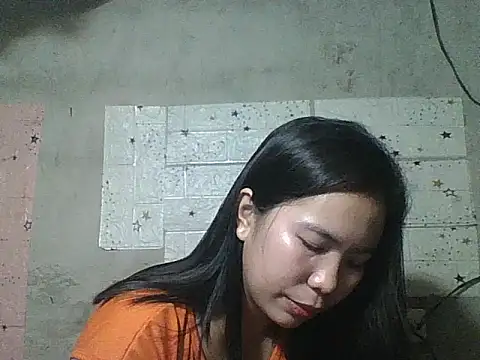 Snapshot of pinaysinglemommm chatting on 09.25.25 pinaysinglemommm online show from 09.25.25