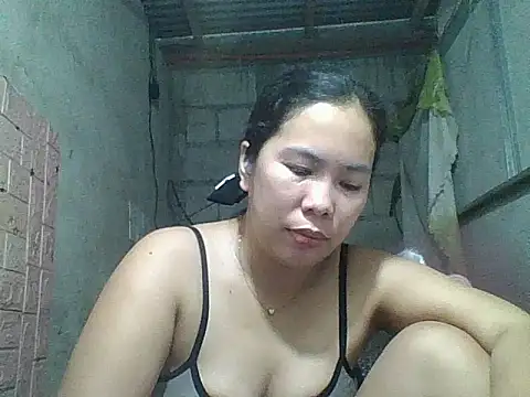 Snapshot of pinaysinglemommm chatting on 02.01.26 pinaysinglemommm online show from 02.01.26