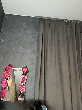 FavoriteKira online show from 11.29.25