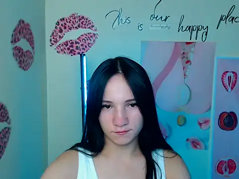 Snapshot of Em7MaA chatting on 09.21.25 Em7MaA online show from 09.21.25