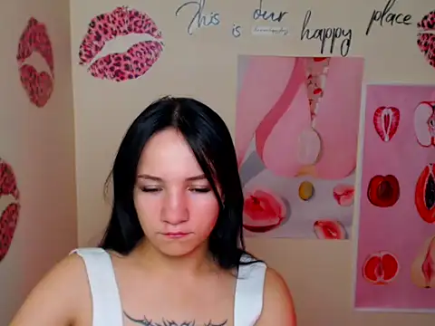 Snapshot of Em7MaA chatting on 09.22.25 Em7MaA online show from 09.22.25