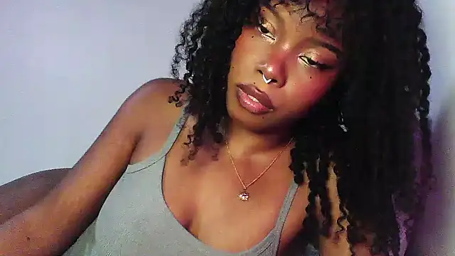 Snapshot of SparklingSoleil chatting on 11.26.25 SparklingSoleil online show from 11.26.25