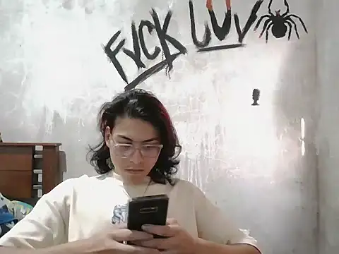 dirty model online show from 04.08.26