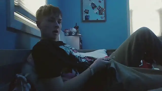 Liam axel35 online show from 11.18.25