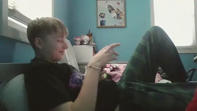 Liam axel35 online show from 11.27.25