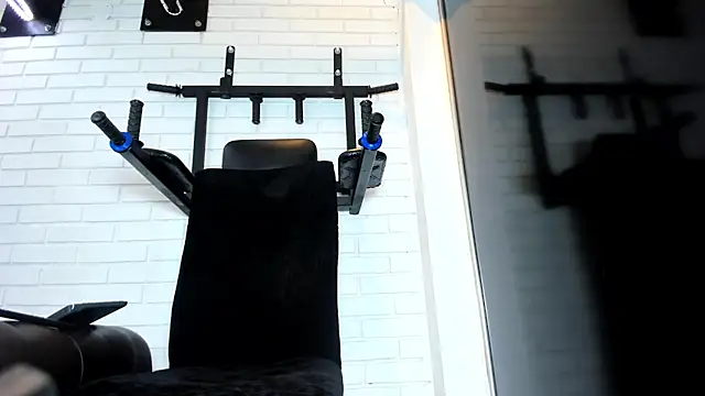 ItaloMoore online show from 02.24.26