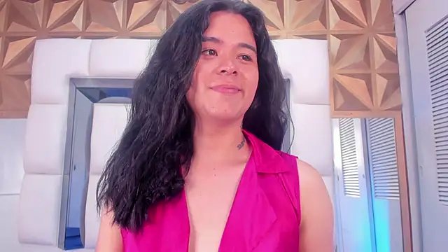 Snapshot of Angel_Dustt18 chatting on 09.13.25 Angel Dustt18 online show from 09.13.25