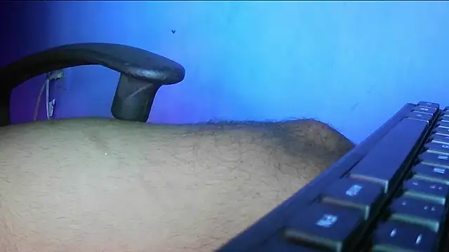 Snapshot of Clangel19 chatting on 09.13.25 Clangel19 online show from 09.13.25