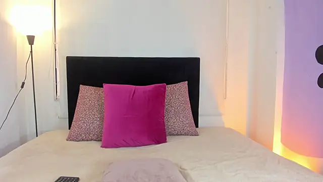 LunaVelvet777 online show from 01.12.26