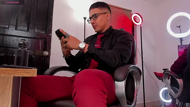 Dash Bukoski online show from 10.04.25