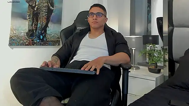 Dash Bukoski online show from 02.16.26