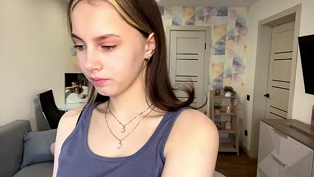 Snapshot of NylaNadler chatting on 02.17.26 NylaNadler online show from 02.17.26