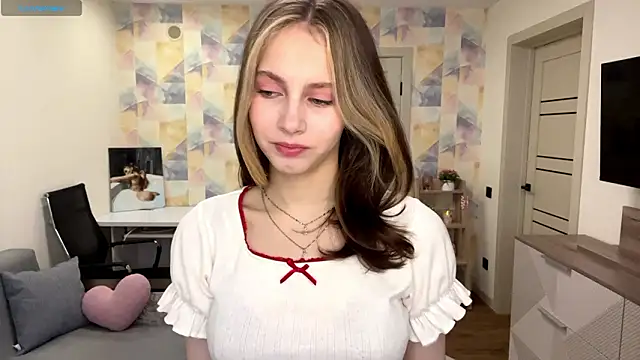 Snapshot of NylaNadler chatting on 02.20.26 NylaNadler online show from 02.20.26